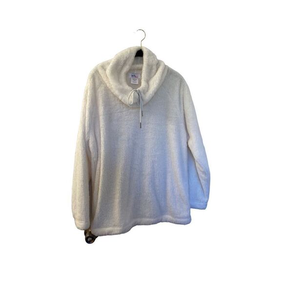 ISELA ￼sport, NWT, women’s fleece ivory, Cowell neck, pull over size large - Picture 1 of 4